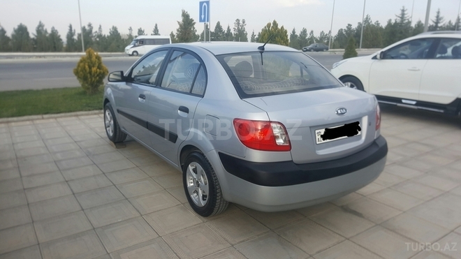 Kia Rio 2008, 92,000 km - 1.4 l - Gəncə