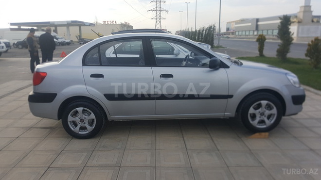 Kia Rio 2008, 92,000 km - 1.4 l - Gəncə