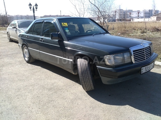 Mercedes 190 1992, 324,152 km - 1.8 l - Yevlax