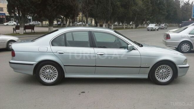 BMW 523 1998, 250,000 km - 2.5 l - Sumqayıt