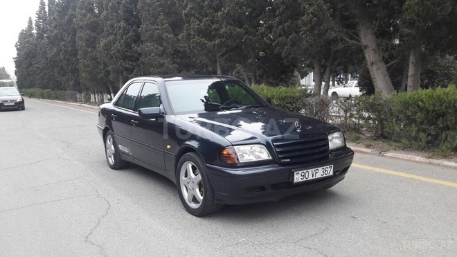 Mercedes C 200 1999, 225,000 km - 2.0 l - Sumqayıt