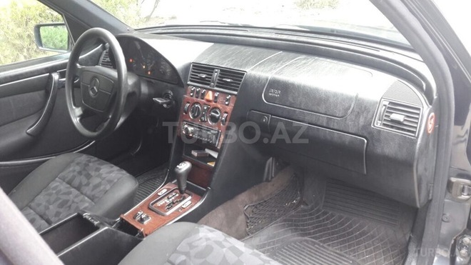 Mercedes C 200 1999, 225,000 km - 2.0 l - Sumqayıt