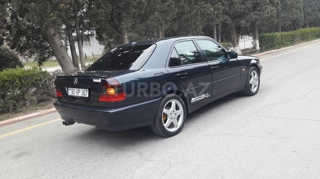 Mercedes C 200 1999, 225,000 km - 2.0 l - Sumqayıt