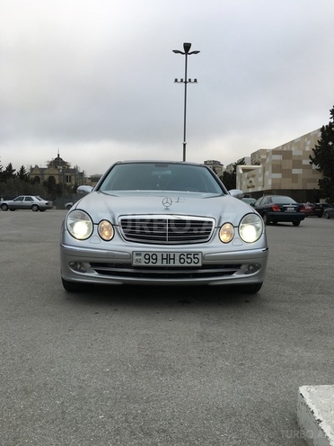 Mercedes E 270 2002, 329,000 km - 2.7 l - Bakı