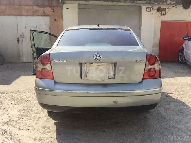 Volkswagen Passat 2004, 150,000 km - 1.8 l - Bakı