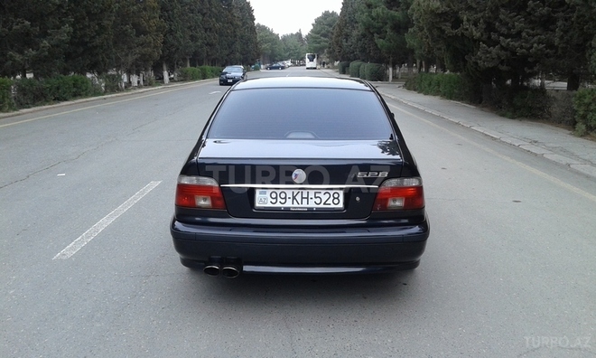 BMW 528 1997, 165,000 km - 2.8 l - Sumqayıt