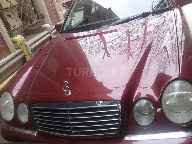 Mercedes E 200 1999, 209,000 km - 2.0 л - Gəncə