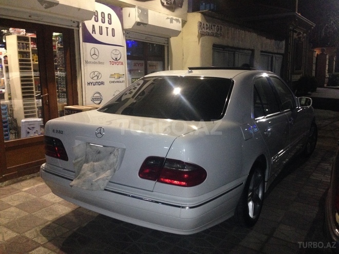 Mercedes E 320 1999, 202,222 km - 3.2 l - Bakı