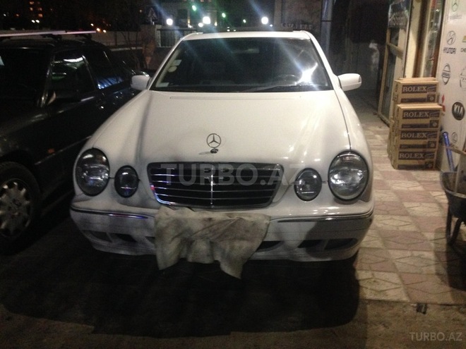 Mercedes E 320 1999, 202,222 km - 3.2 l - Bakı