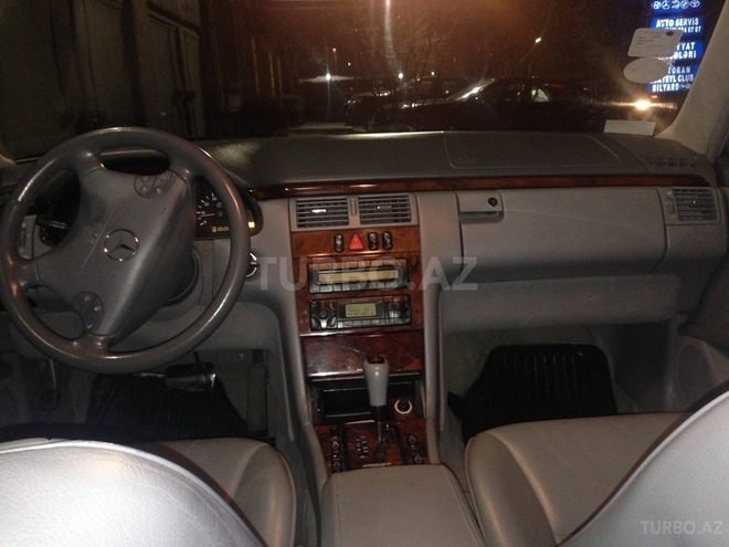 Mercedes E 320 1999, 202,222 km - 3.2 l - Bakı