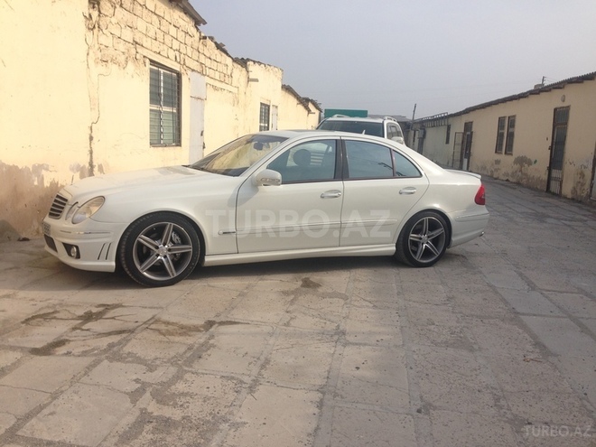 Mercedes E 280 2007, 124,999 km - 2.8 l - Bakı