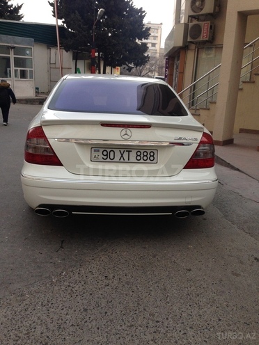 Mercedes E 280 2007, 124,999 km - 2.8 l - Bakı