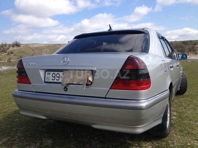 Mercedes C 200 1999, 114,000 km - 2.0 l - Şəki