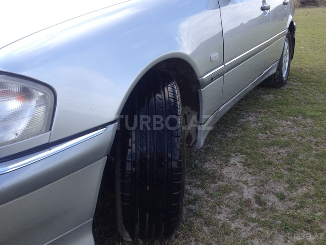 Mercedes C 200 1999, 114,000 km - 2.0 l - Şəki