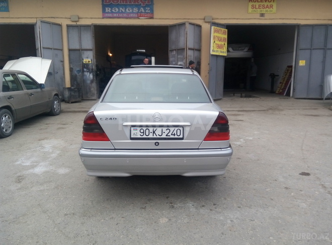 Mercedes C 240 1998, 285,000 km - 2.4 l - Bakı