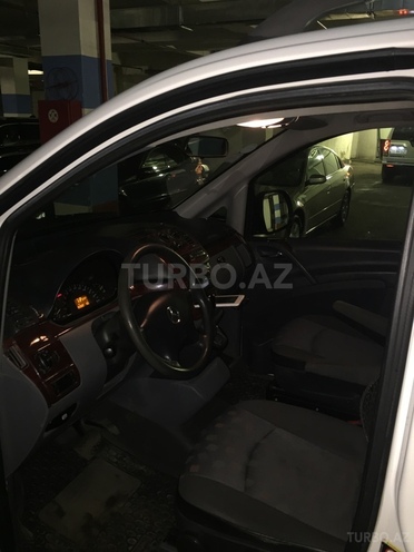 Mercedes V 220 2004, 153,000 km - 0.6 l - Bakı