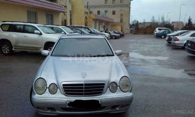 Mercedes E 220 2000, 286,000 km - 2.2 l - Xırdalan