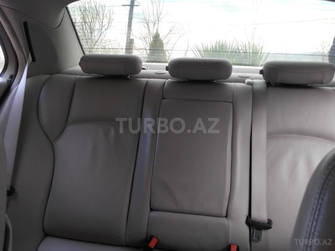 Mercedes C 200 2001, 213,483 km - 2.0 l - Tovuz