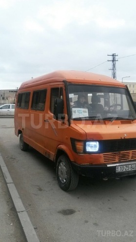 Mercedes 208 D 1990, 366,890 km - 2.3 л - Bakı