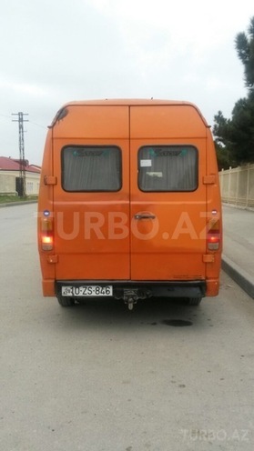 Mercedes 208 D 1990, 366,890 km - 2.3 л - Bakı