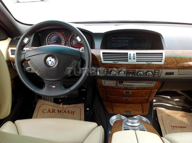 BMW 750 2006, 130,000 km - 4.8 l - Bakı
