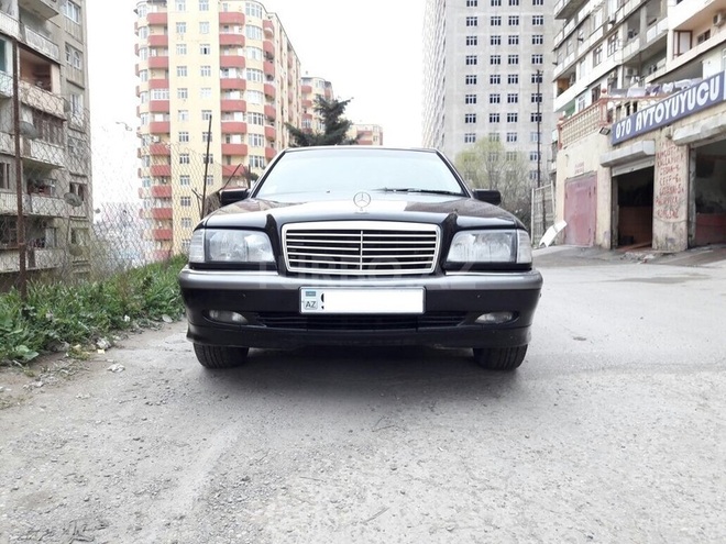Mercedes C 180 1999, 289,560 km - 1.8 l - Bakı
