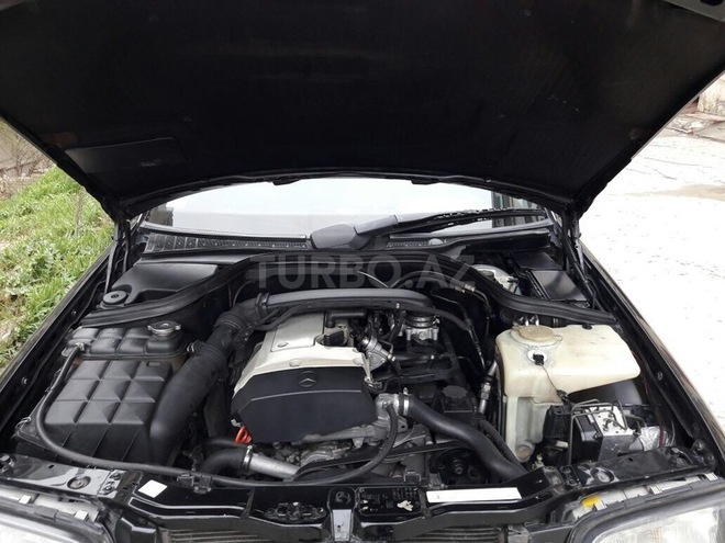 Mercedes C 180 1999, 289,560 km - 1.8 l - Bakı