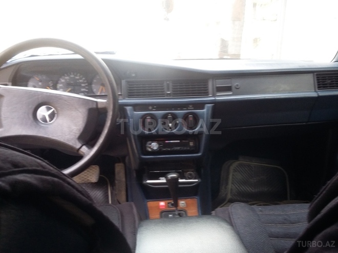 Mercedes 190 1991, 322,000 km - 1.8 l - Bakı