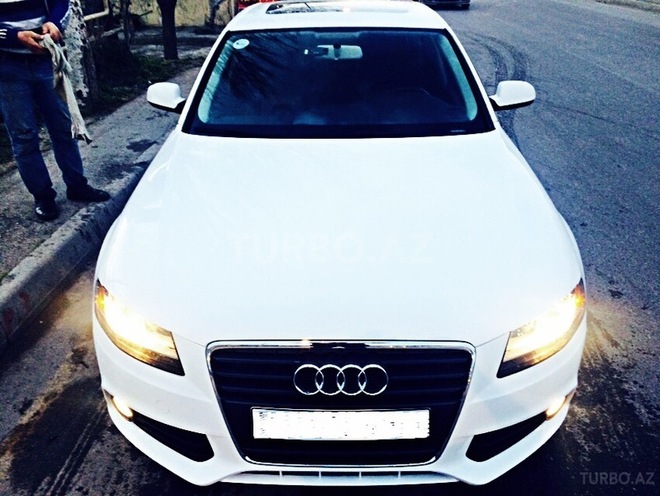 Audi A4 2011, 137,000 km - 2.0 l - Bakı