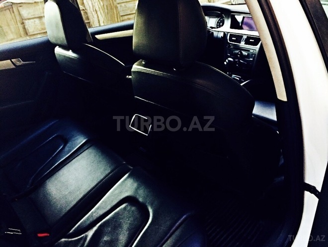 Audi A4 2011, 137,000 km - 2.0 l - Bakı