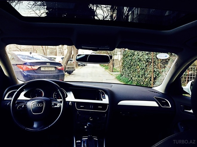 Audi A4 2011, 137,000 km - 2.0 l - Bakı