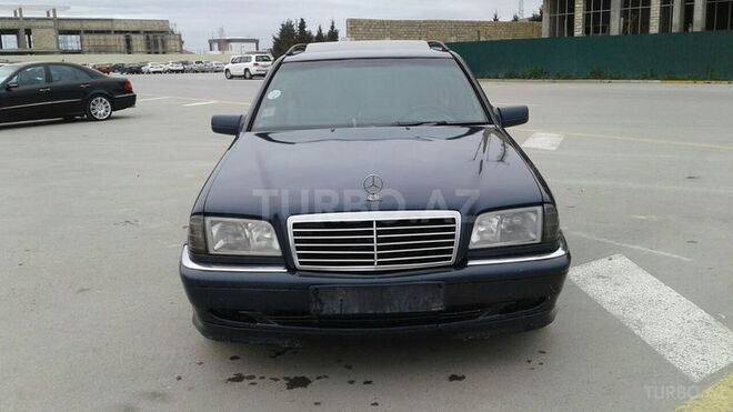 Mercedes C 250 1997, 250,000 km - 2.5 l - Sumqayıt
