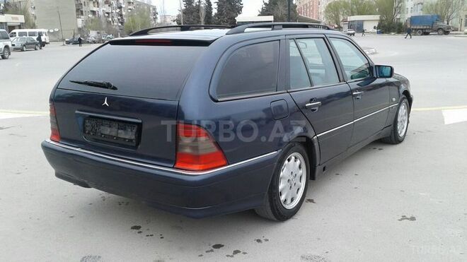 Mercedes C 250 1997, 250,000 km - 2.5 l - Sumqayıt