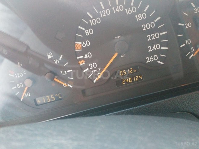 Mercedes C 240 1999, 260,000 km - 2.4 л - Bakı