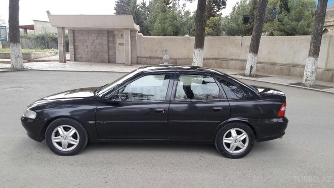 Opel Vectra 1997, 250,000 km - 2.0 l - Sumqayıt