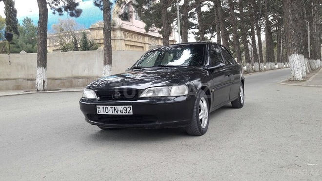 Opel Vectra 1997, 250,000 km - 2.0 l - Sumqayıt
