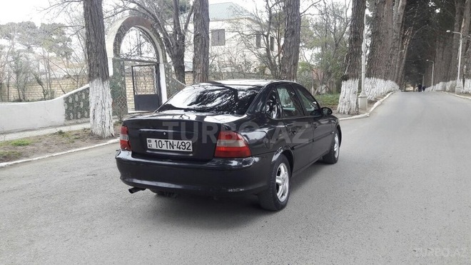 Opel Vectra 1997, 250,000 km - 2.0 l - Sumqayıt