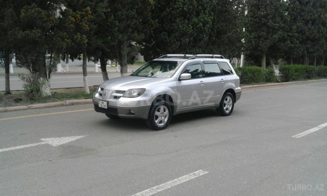 Mitsubishi Outlander 2002, 117,000 km - 2.4 l - Sumqayıt