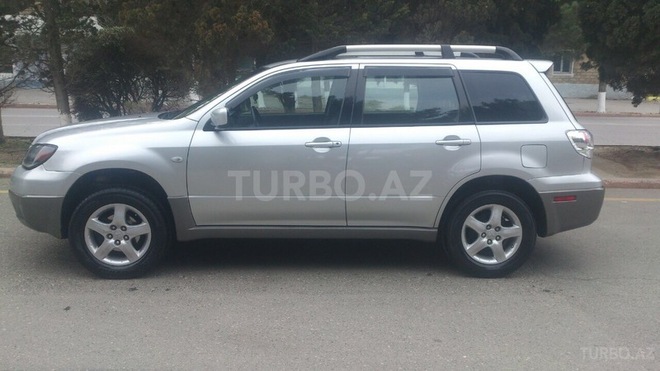 Mitsubishi Outlander 2002, 117,000 km - 2.4 l - Sumqayıt
