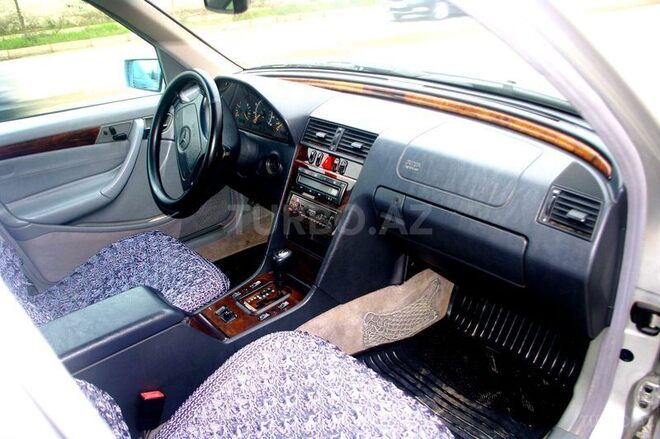 Mercedes C 280 1998, 191,000 km - 2.8 l - Masallı
