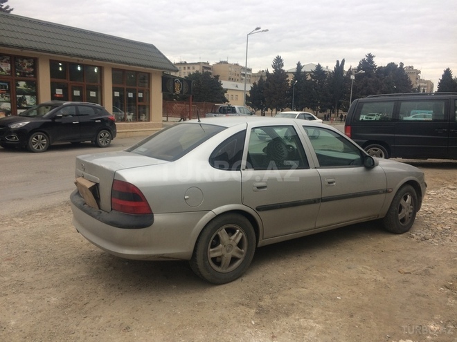 Opel Vectra 1996, 314,000 km - 2.0 l - Bakı