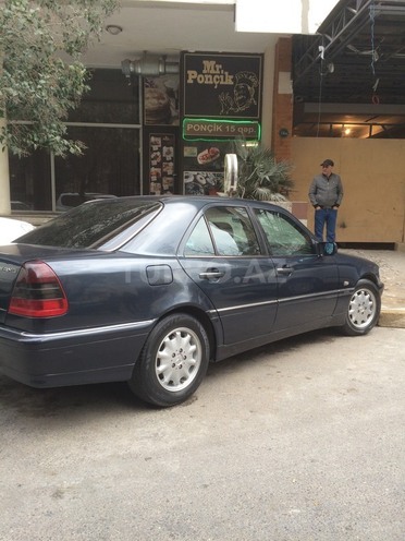 Mercedes C 240 1998, 367,000 km - 2.4 l - Bakı