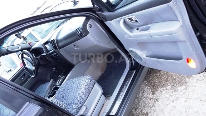 Kia Sorento 2005, 282,000 km - 2.5 l - Sumqayıt