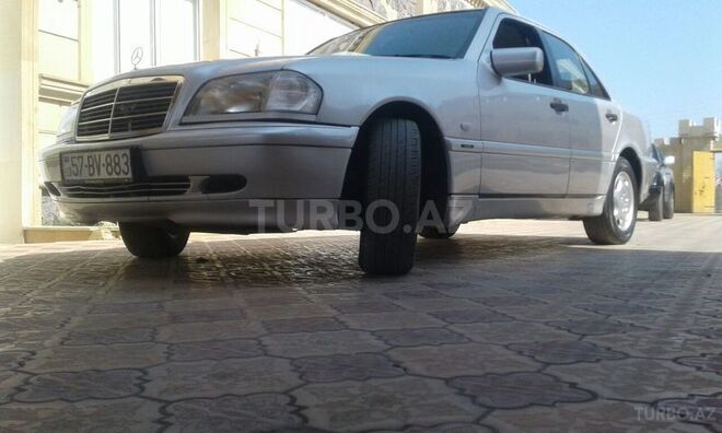 Mercedes C 240 1999, 287,000 km - 2.4 l - Gəncə