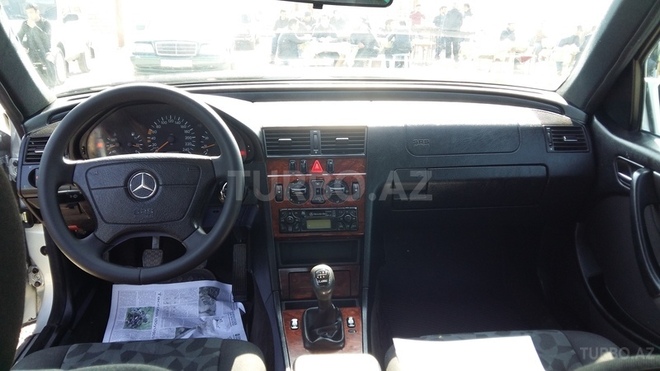 Mercedes C 240 1999, 287,000 km - 2.4 l - Gəncə