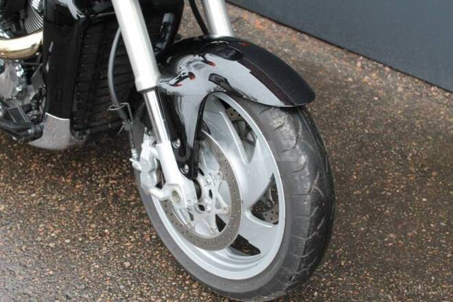 Suzuki Intruder 2015, 1,500 km - 1.8 l - Bakı