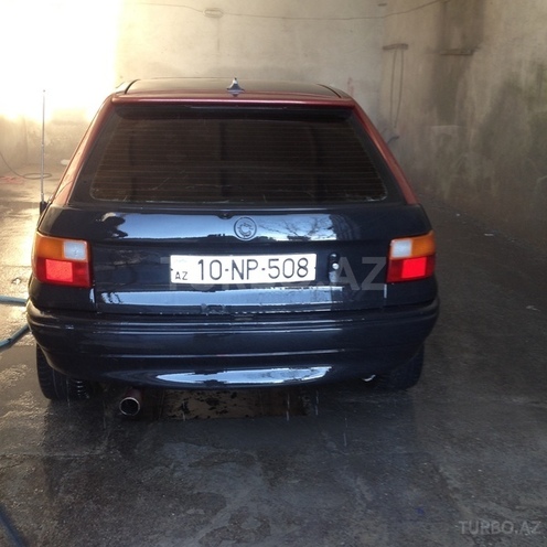 Opel Astra 1992, 410,000 km - 1.6 l - Balakən