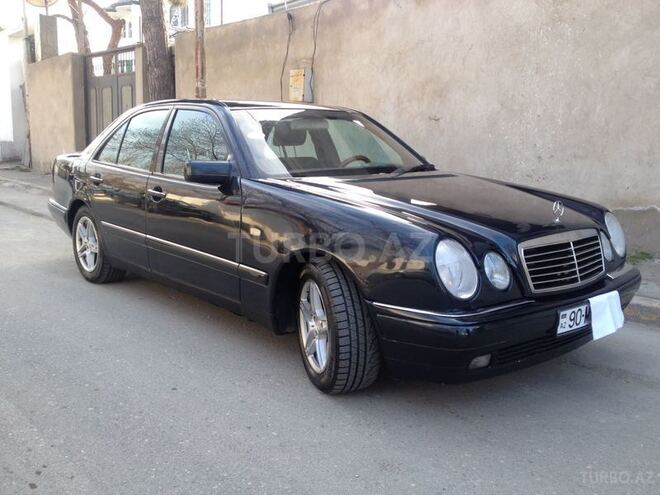 Mercedes E 240 1998, 267,860 km - 2.4 l - Bakı