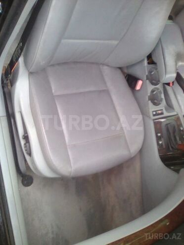 BMW 325 2000, 165,000 km - 0.3 l - Astara