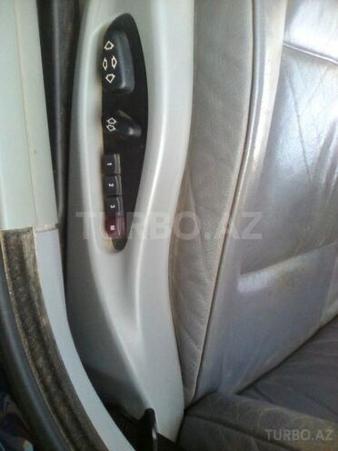 BMW 325 2000, 165,000 km - 0.3 l - Astara